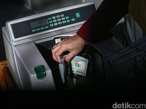 Dolar AS Naik Lagi ke Rp 14.145