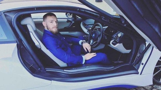 Intip Mobil-mobil Garang Conor McGregor