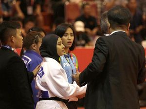 Artis Terharu Judoka Indonesia Pertahankan Hijab ketimbang Tanding