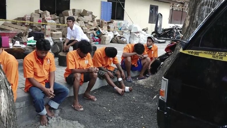 Pimpin Warganya Jarah Kota Palu, Kades Ditangkap Pimpin Warganya Jarah Kota Palu, Kades Ditangkap