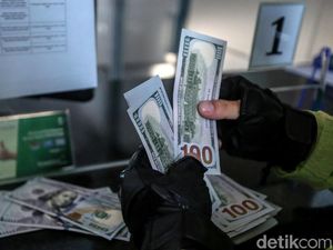 Mungkinkah Dolar AS Balik ke Bawah Rp 15.000?