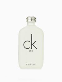 7 Parfum Unisex Yang Bisa Kamu Pakai Bersama Pasangan