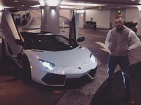 Intip Mobil-mobil Garang Conor McGregor