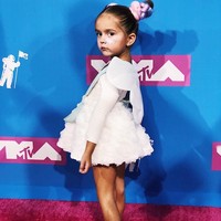 Si kecil Taylen bahkan diundang ke karpet merah ajang besar seperti MTV Video Music Awards 2018. Foto: Dok. Instagram @TaylenBiggs