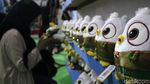 Momo si Maskot Asian Para Games Diserbu Pembeli