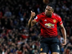 Anthony Martial bahkan lebih hebat ketika dia bikin satu gol dan satu assist ke gawang Newcastle United. (Foto: Phil Noble/Reuters)