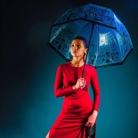 “Menjadi model membantu saya mencintai tubuh saya dan menerima siapa saya. Saya tahu ini memberi harapan dan keberanian lain sejak kaki saya diamputasi, kata Rosalina kepada The Sun. Foto: Instagram @ kazzrozza