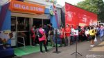 Momo si Maskot Asian Para Games Diserbu Pembeli