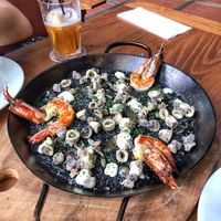 Bosan Makan Nasi Goreng ? Coba Paella Enak di 5 Tempat Ini