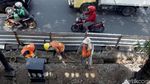 Lubang Menganga dan Jalan Macet Gara-gara Galian Kabel di Kemang
