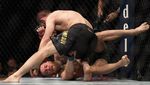 Ini Momen Khabib Memiting Kepala McGregor