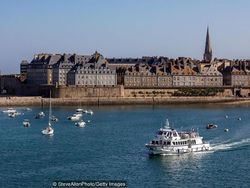 Cara Foya-foya Pendiri Uber Setelah Kaya Raya