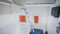 Fasilitas di dalam kamar-kamar Jumbo Stay pun cukup lengkap, termasuk TV dan WiFi gratis (Jumbo Stay)
