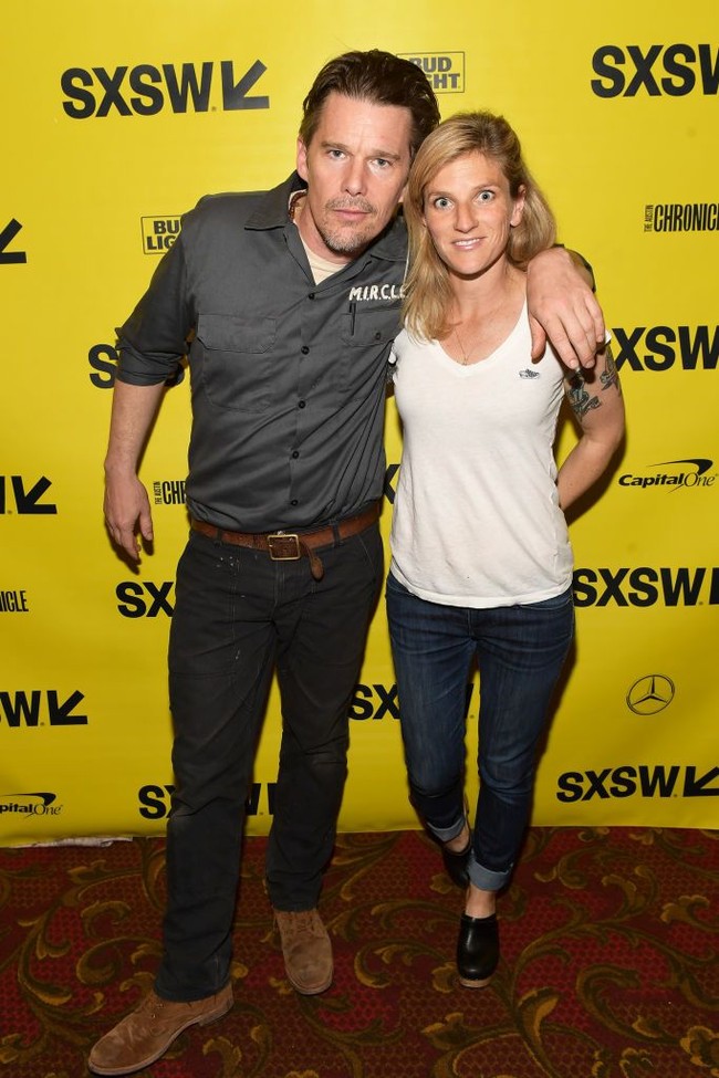 Dalam wawancara dengan media, Ethan menegaskan bahwa Ryan bukanlah orang ketiga dalam pernikahannya dengan Uma Thurman. Saat diwawancara pada 2013, aktor 43 tahun itu mengatakan bahwa perselingkuhan yang dilakukannya bukanlah aspek utama yang menyebabkan dia dan Uma bercerai. Uma sendiri juga tidak menyalahkan sang babysitter. “Pernikahan kami gagal. Aku bertanggungjawab penuh untuk kegagalan pernikahan ku sendiri,” katanya. Foto: Getty Images