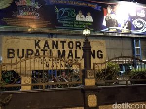 KPK Sita Sejumlah Dokumen dari Penggeledahan Kantor Bupati Malang