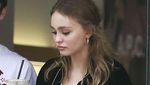 Manisnya Putri Johnny Depp, Lily-Rose Depp Saat Masak dan Kulineran