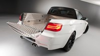 Layaknya mobil pikap, BMW Seri M memiliki bak yang mampu mengangkut barang. Foto: Pool (autoevolution)