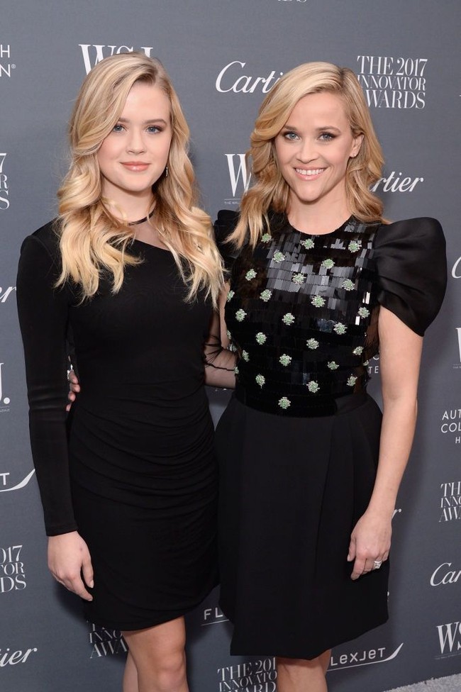 Anak tertua dari Ryan Phillippe dan Reese Witherspoon ini adalah cetakan dari wajah sang ibu, karena keduanya memiliki wajah yang sangat mirip. Kini Ava bertransformasi dari bocah kecil berambut pirang yang imut menjadi remaja cantik nan stylish di usia 18 tahun. Foto: Getty Images