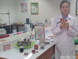 Ingin Beda, Mahasiswa Surabaya Bikin Tabir Surya dari Buah Bit