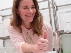Melinda Gates, Sosok Sederhana dengan Segudang Aktivitas Sosial