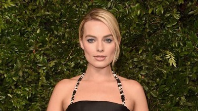Jadi Barbie di Film Barbie, Ini Penampilan Margot Robbie yang Mirip Boneka