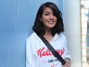 Ditanya soal Anji, Sheila Marcia Pura-Pura Lupa