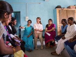 Melinda Gates, Sosok Sederhana dengan Segudang Aktivitas Sosial
