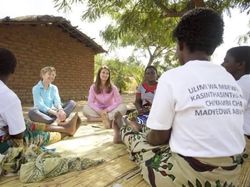 Melinda Gates, Sosok Sederhana dengan Segudang Aktivitas Sosial