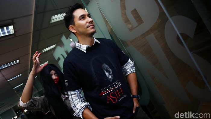 Darius Sinathrya tak pernah absen olahraga (Foto: Muhammad Ridho) Darius Sinathrya tak pernah absen olahraga (Foto: Muhammad Ridho)