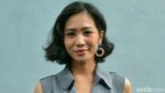 Bunga Zainal, Si Ibu Muda
