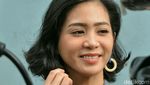 Bunga Zainal, Si Ibu Muda