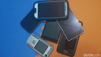 Sekadar info, dari hampir 80 ribu ton sampah eletronik yang dikoleksi panitia, di dalamnya termasuk 6,21 juta unit ponsel yang sudah tidak terpakai. Foto: Kris F/detikINET