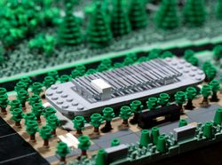 Keren! Replika Markas Utama Apple Terbuat dari Lego