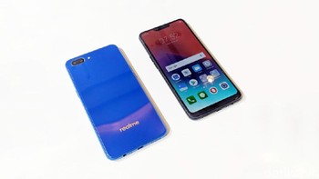 Kamera ganda ditempatkan di bagian belakang bodi Realme C1, masing-masing dengan ukuran 13 MP dan 2 MP. (Foto: detikINET/Adi Fida Rahman)