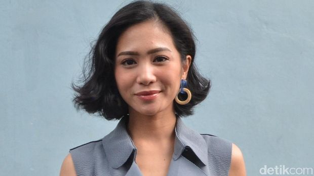 Deretan Cewek yang Pernah Jatuh ke Pelukan Raffi Ahmad