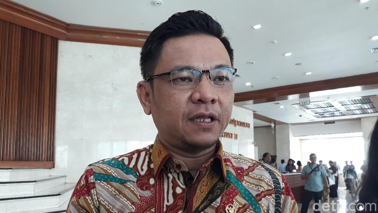 Muchdi PR Pro-Jokowi, TKN: Prabowo Mulai Ditinggalkan Orang Dekatnya Muchdi PR Pro-Jokowi, TKN: Prabowo Mulai Ditinggalkan Orang Dekatnya