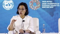 Sri Mulyani pun berbicara mengenai peran perempuan untuk mendorong pertumbuhan ekonomi di sebuah negara. Sehingga peran perempuan dalam sebuah pekerjaan harus ditingkatkan.