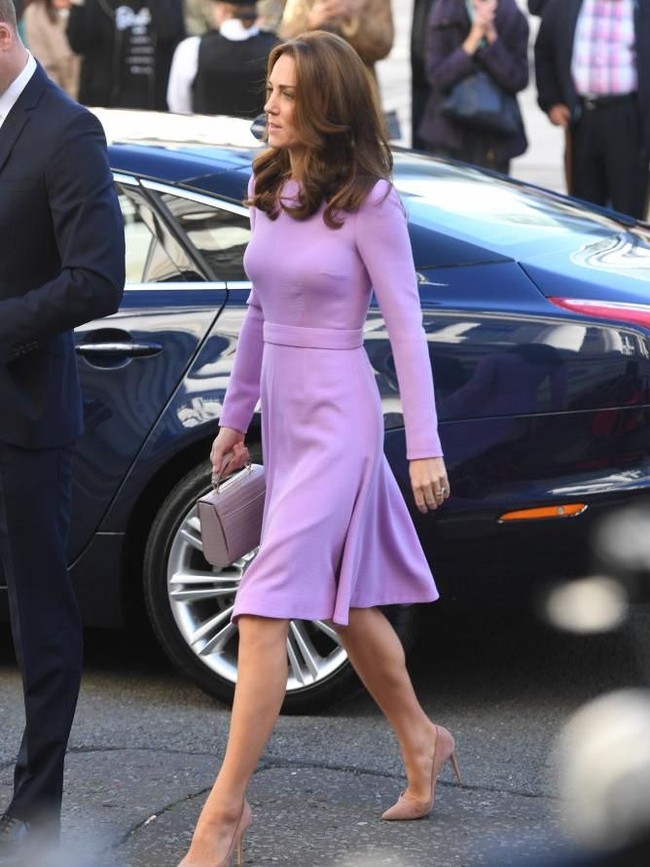 Well done Kate! Kira-kira gaya daur-ulang apalagi ya yang bakal jadi andalan Kate? Kita tunggu saja nanti. (Foto: Getty Images)