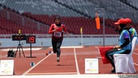 Evi Karisma mengikuti pertandingan lompat jauh Asian Para Games 2018 di Stadion GBK, Senayan, Jakarta, Selasa (9/10/2018). 