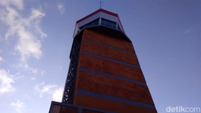 AirNav Indonesia baru saja menyelesaikan pembangunan Menara ATC baru di Bandara Ngurah Rai, Bali. Menara ATC ini langsung digunakan untuk melayani kedatangan para delegasi IMF-World Bank Annual Meeting 2018 di Bali.