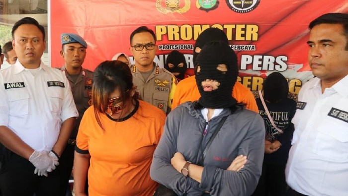Polisi Tangkap Komplotan Penyedia Prostitusi Online di Tangerang