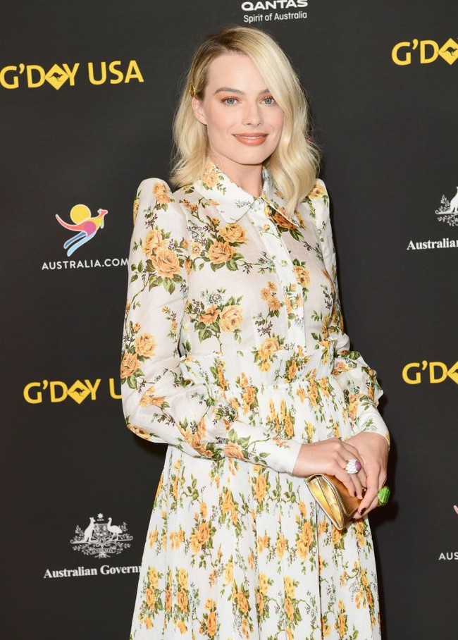 Dalam proyek sebelumnya saat Amy Schumer masih terlibat, film akan bercerita tentang boneka tak sempurna yang tinggal di Barbieland. Namun belum diketahui apakah ceritanya akan tetap sama atau berubah setelah dipegang Mattel dan Warner Bros, dan diperankan oleh Margot. Foto: Getty Images