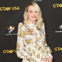 Dalam proyek sebelumnya saat Amy Schumer masih terlibat, film akan bercerita tentang boneka tak sempurna yang tinggal di Barbieland. Namun belum diketahui apakah ceritanya akan tetap sama atau berubah setelah dipegang Mattel dan Warner Bros, dan diperankan oleh Margot. Foto: Getty Images