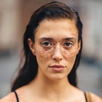 Perkenalkan dia adalah Maeva Marshall. Wanita 23 tahun dengan wajah eksentrik yang kini menapaki karier di dunia modelling. Foto: Instagram (@maevamarshall)