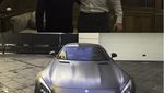 Pertarungan Khabib Vs McGregor di Garasi, Menang Siapa?