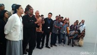 Sri Mulyani mengatakan, foto seni mirip Jokowi lebih mirip anak punk.  