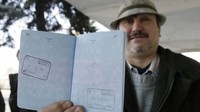 Warga negara Hongaria (di foto), Slovenia dan Malaysia dapat menikmati perjalanan mulus tanpa visa atau VoA ke 180 negara (AFP/Getty Images/CNN Travel)