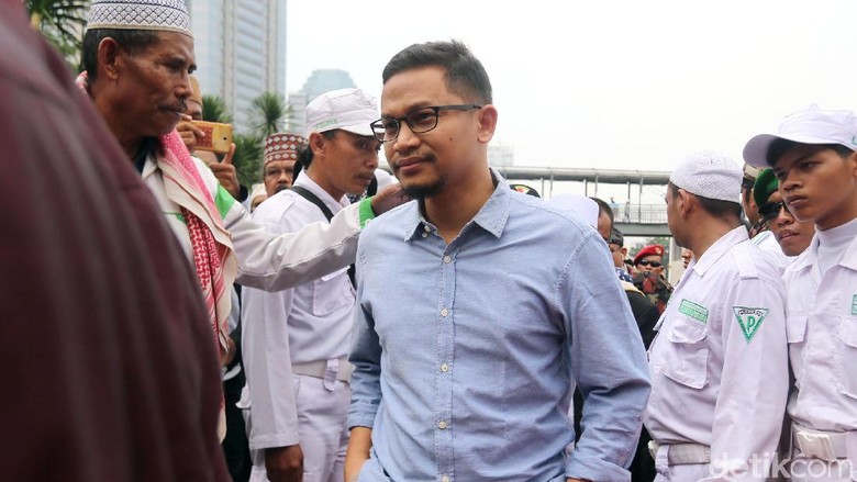 Hanafi: Kenapa Seolah-olah Pak Amien Rais Mau Disasar? Hanafi: Kenapa Seolah-olah Pak Amien Rais Mau Disasar?