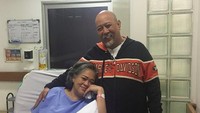 Oktober 2018 lalu, istri komedian Indro Warkop Nita Octobijanthy tutup usia pada 59 tahun usai berjuang melawan kanker paru sejak 2017 silam. Foto: Instagram