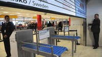 Republik Ceko dan Selandia Baru menempati posisi kesembilan. Warganya (foto Bandara Praha) bisa mengakses 182 negara tanpa visa atau VoA (Michal Cizek/AFP/Getty Images/CNN Travel)